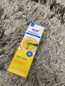WOW Skin Science Sunscreen Gel SPF 50