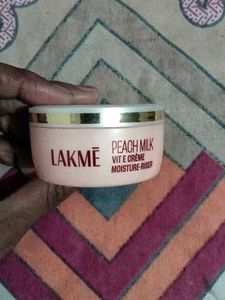 Lakme Face Moisturizer