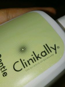 Clinikally HydraSoft Gentle Skin Cleanser