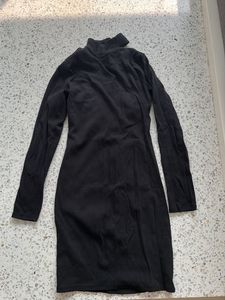 Elegant Black Long Sleeve Dress