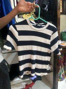 slimfit top