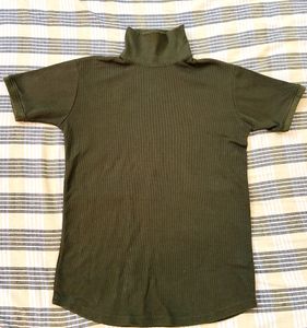 TURTLE Neck T-shirt - Medium(M) size