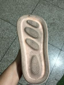 Salmon pink Flip-flop