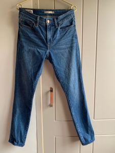 Ankle length jeans
