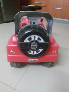 Kids&#39; Red Ride-On Toy Car
