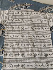 Printed tshirt for men and women both