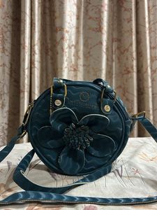 Sling Bag