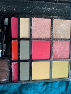 Eyeshadow Palette