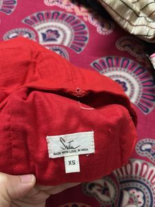 Red Sleeveless Top