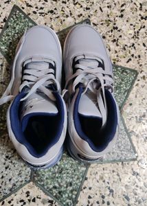 NIKE LEGACY SNRAKER