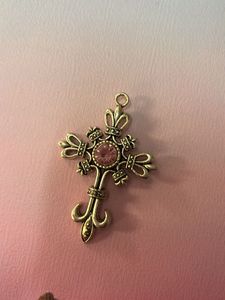Victorian Era Pendant ⭐️