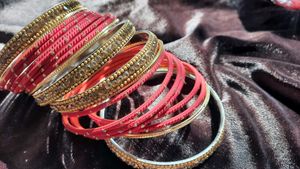 Combo Pack Red And Golden Metal Bangles