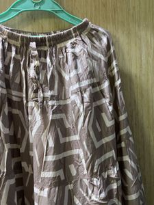 beautiful abstract print skirt💗