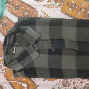 Zudio Shirt Green Multi Colour L Size