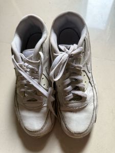 Nike Air Max 90 - White Need Good Wash