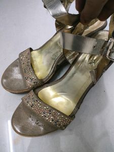 Golden Heels Platform Wedges