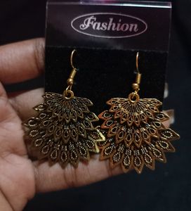 Golden Oxidised  Earring