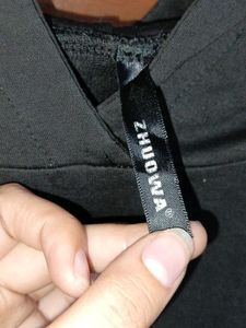 Black Sweatshirt