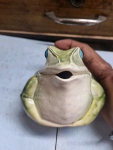 Vintage Frog Teapot