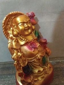 Laughing Buddha Statue