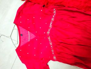 Pink Alia Cut Kurta Set With Zari Work