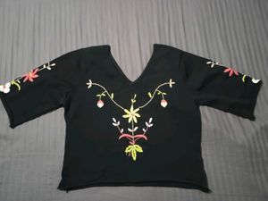 embroidery top