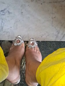 Transparent Heel