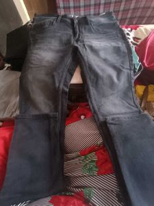 Stylish Grey Twills Jeans 34"