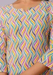 🌸 Stylish Multicolor Short Kurti 🌸