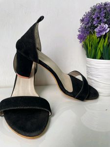 High Heels For Girls 👠( Price dropped )