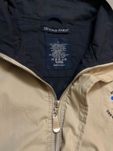 PRODUCT - Devon &amp; Jones Windcheater❗️