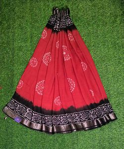 Linen Batik Saree - Red &amp; Black
