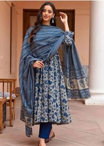 Anarkali Elegant Kurta Set