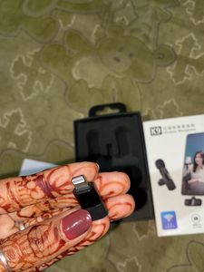 Combo Of Wireless 2 Mic