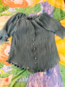 Ruffled Top