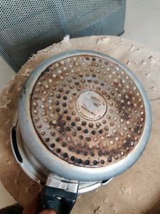 Reselling Pigeon Induction Base Pressure Cooker 3L