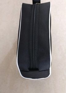 🆕️ Shaving Pouch With White Pipping