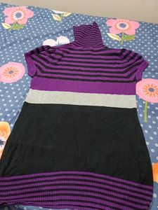 Unused Woman's Highneck Woolen Top