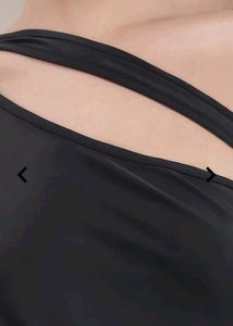 Chic Black Cutout Bodysuit Top