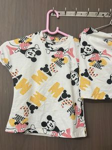 strachable branded new Mickey Mouse Outfit