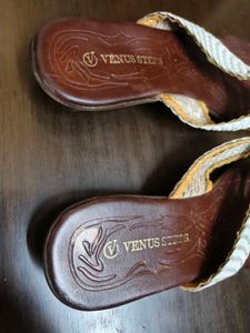 Venus Steps Women Brown White Wooven Sandal