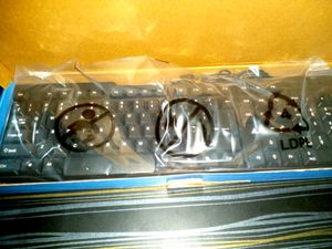 (FIX PRICE) NEW WITH TAG PRODOT KEYBOARD.