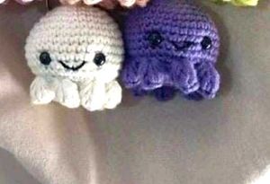 Cute Crochet Octopus Keychain