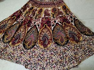 Woman&#39;s Long Skirt