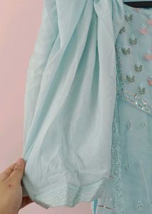 Elegant Pakistani Embroidered Suit Set