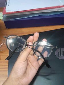 set of 2 glasses