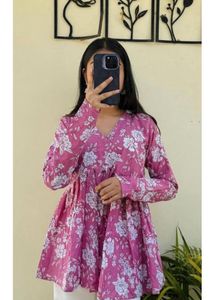 Floral Pink Top💕