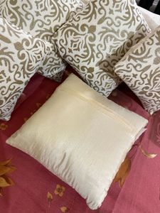 Cushion and Covers (Set of 5)