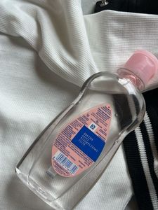 Johnson's Baby Oil - 200ml