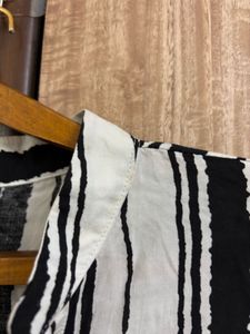 Black &amp; White Striped Button-Down Shirt (S)